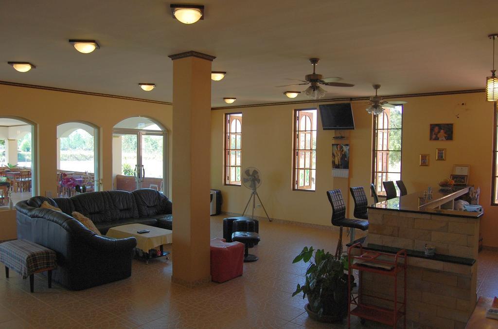 Changthai Comfort Guest House Udon Thani Exteriör bild